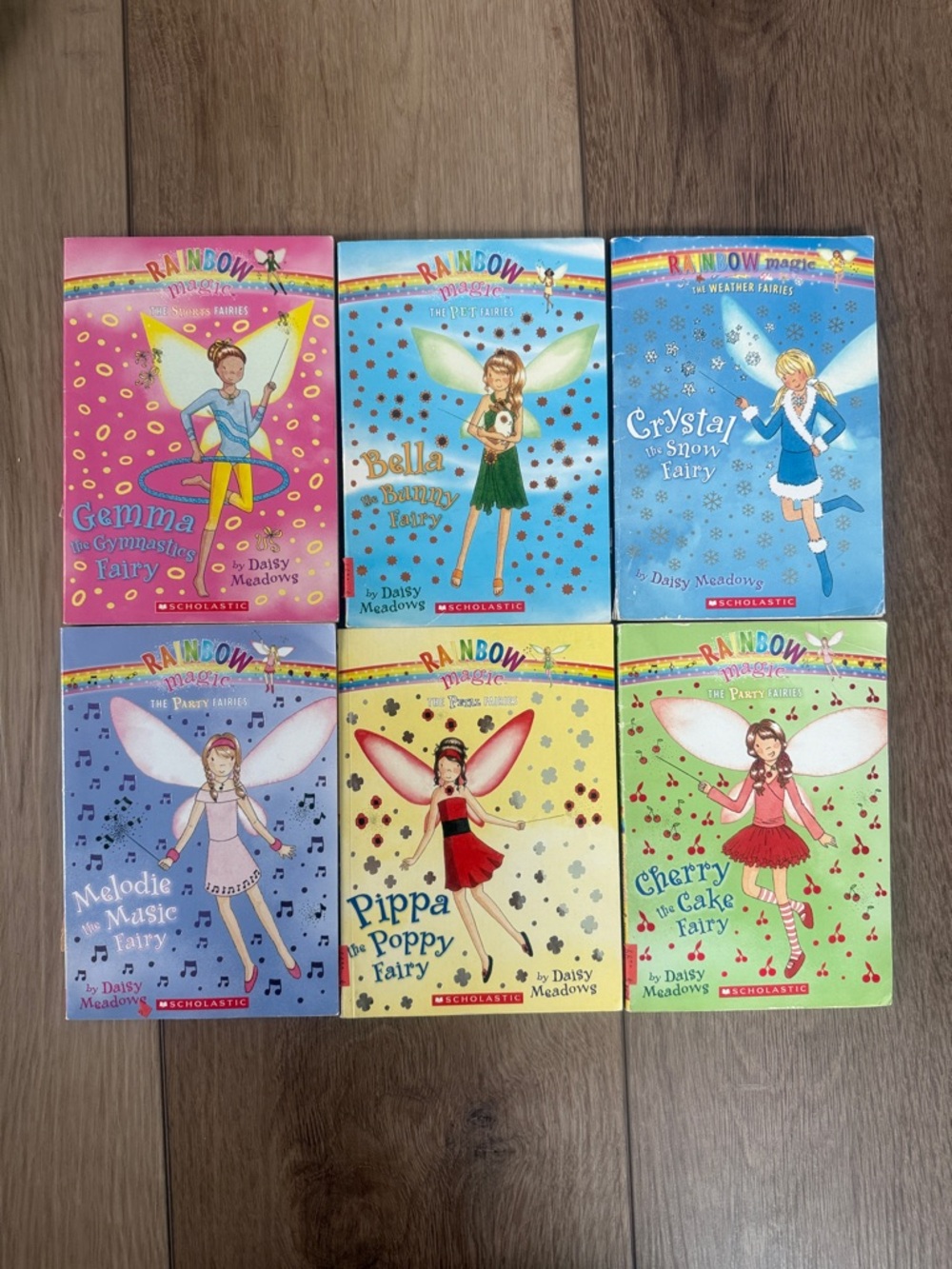 Rainbow Magic Fairy Book Set (Pink, Blue, Yellow, Green)